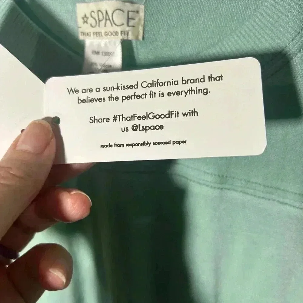 L*Space Day Tripper Pullover Pool NWT cropped lightweight sweatshirt. Size Small - Picture 4 of 11